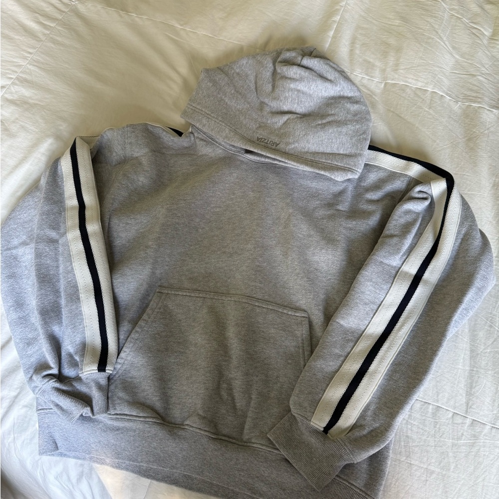 Aritzia Cozy Gray Sweatfleece Limited Edition